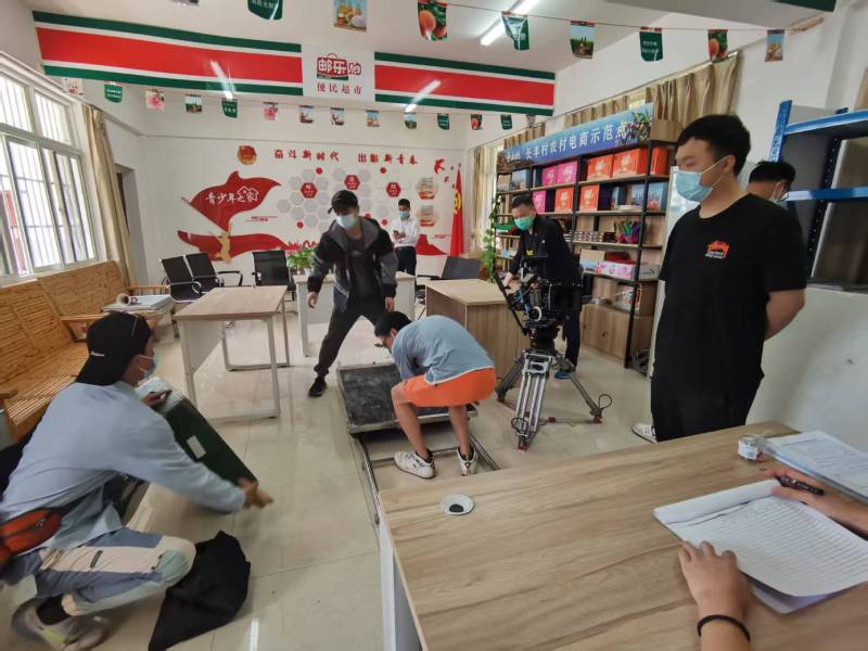 追星女孩心理学分析报告：缙云县广告片拍摄公司揭秘饭圈应援式传播逻辑